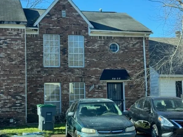 2795 W Hickory Blf, Memphis, TN 38128