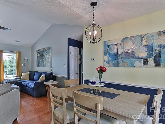 5th image of 3695 Dorothys Ln