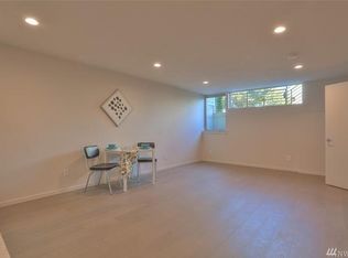 6221 20th Ave NW #2, Seattle, WA 98107