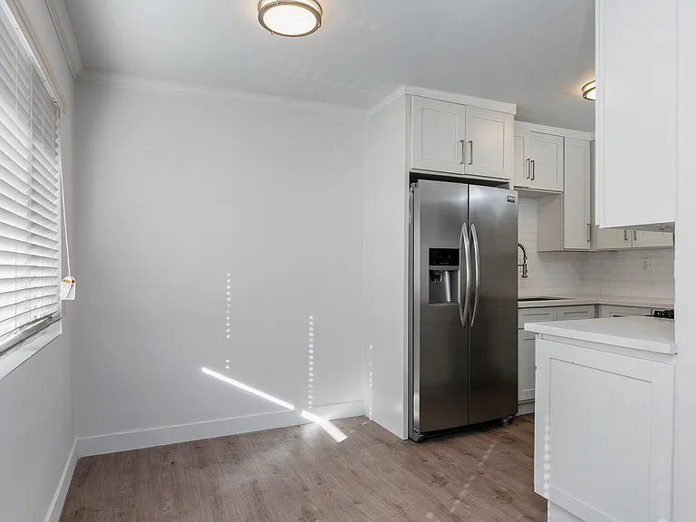2895 W 11th St #5A — Photo 3