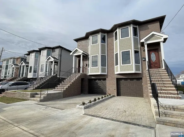 37-1 Jackson Ave, Hackensack, NJ 07601