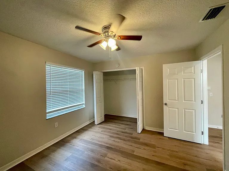 Village Park Townhomes | 2 & 3 Bedroom Apartments in Lady Lake, FL — Photo 86