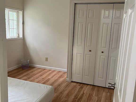 5th image of 1027 S Garden Ave #B