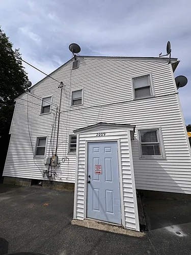 2009 Pleasant St #2 Photo 1