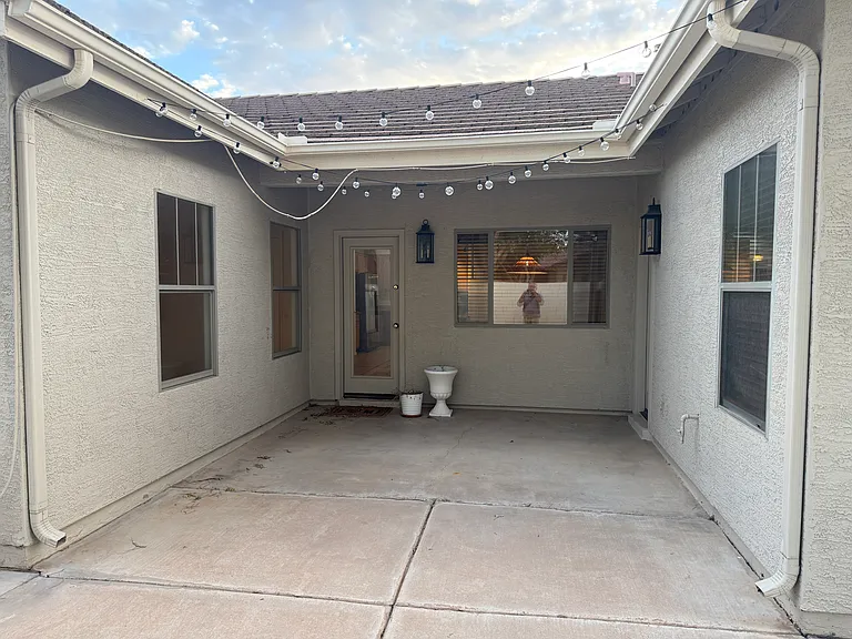 3424 E Vernon St — Photo 31