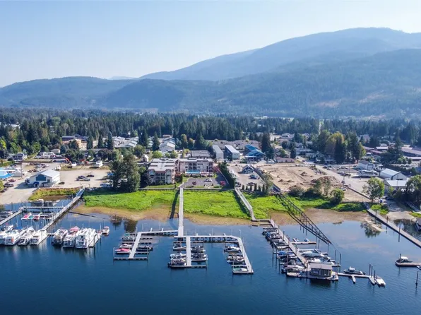 1002 Riverside Ave Unit 111, Sicamous, BC V0E 2V1