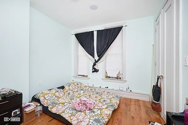 Rented by Citi Habitats | media 44