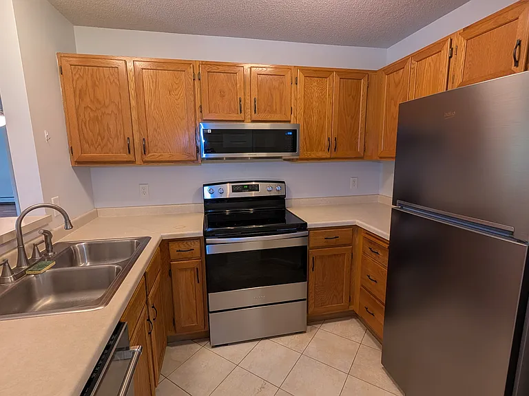 7601 Edinborough Way #6202 — Photo 3
