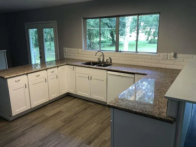 3515 Elm Dr — Photo 4