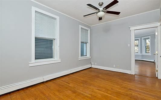 3rd image of 27 Reservoir Ave #2
