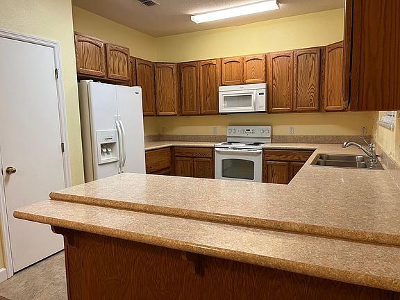 3rd image of 1969 Kimlyn Cir