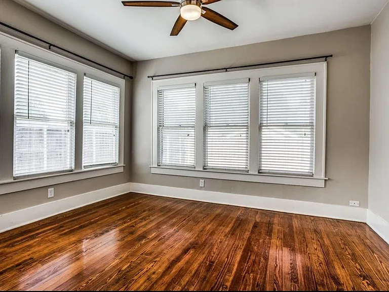 408 S Montclair Ave — Photo 7