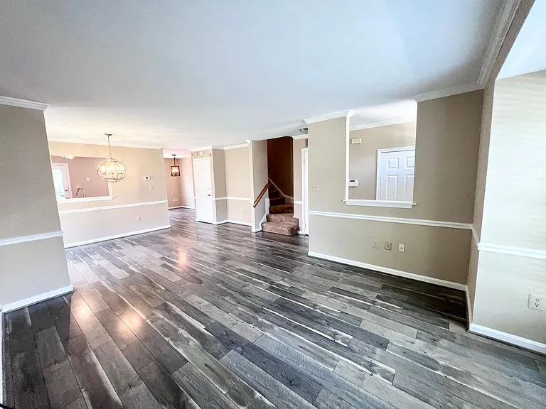 12431 Manchester Way — Photo 7