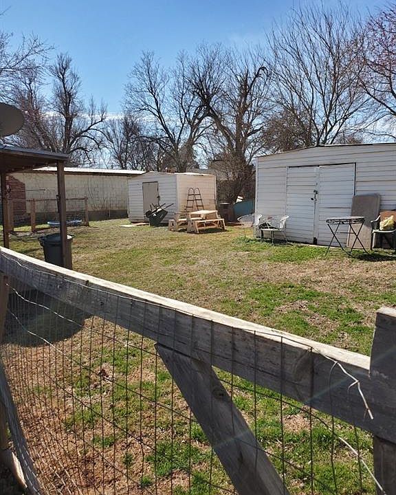 2nd image of 5809 SE Itio Blvd