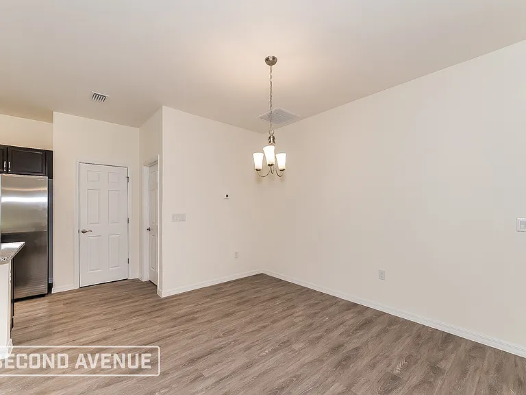 3353 Reservoir St — Photo 5