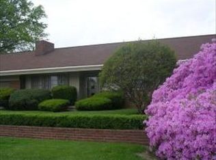 217 Murry Hill Dr, Lancaster, PA 17601