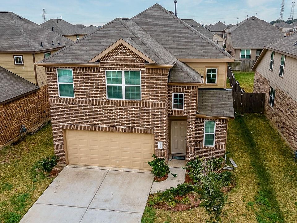 1st image of 24923 Puccini Pl