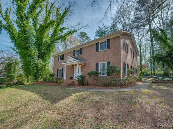 124 Thomas St, Rutherfordton, NC 28139