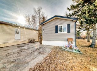 360 Burroughs Cir NE, Calgary, AB T1Y6K3