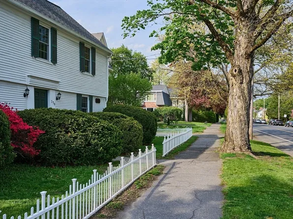 179 South St, Northampton, MA 01060