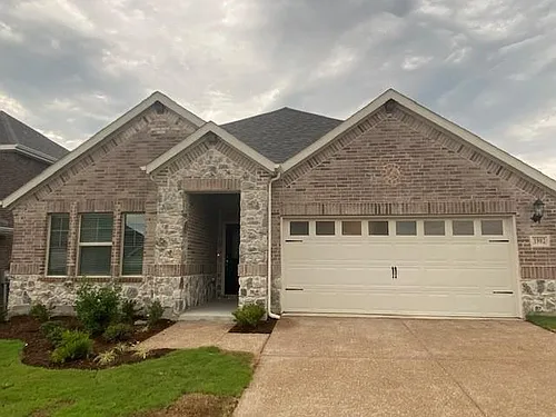 1902 Canyon Ln Photo 1