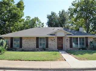 52 Lakewood Dr, Hickory Creek, TX 75065