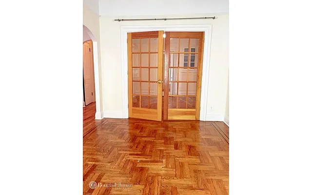 Rented by Douglas Elliman | media 10