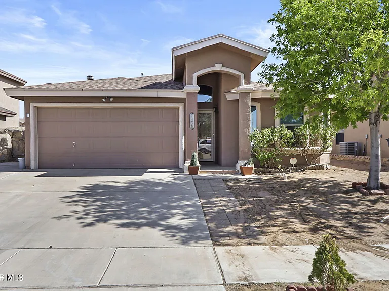 14438 Miguel Terrazas Dr — Photo 3
