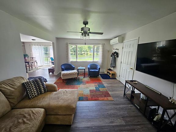 3rd image of 9711 Shore Dr