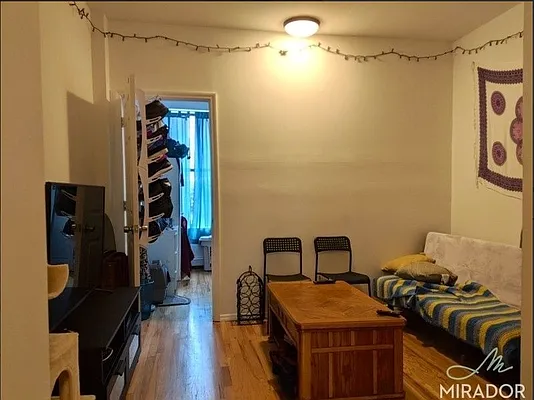 Rented by Mirador Real Estate | media 5