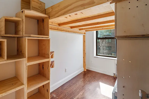 Rented by Oxford Property Group | media 20