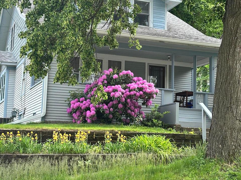1st image of 125 Millview Ave
