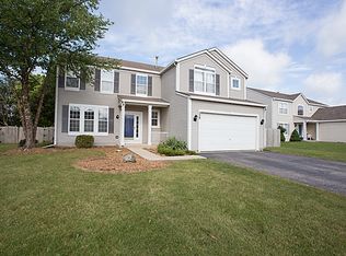 229 Paradise Pkwy, Oswego, IL 60543