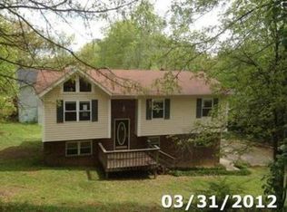 107 Lynn Dr, Trussville, AL 35173