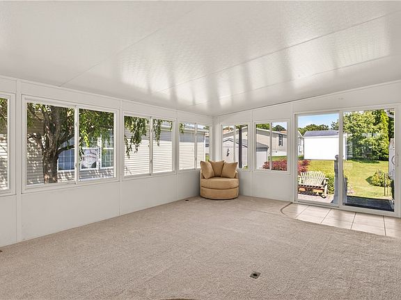 5th image of 6369 Roberts Dr #433