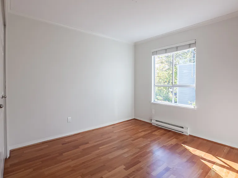 3220 W 4th Ave #D100 — Photo 9