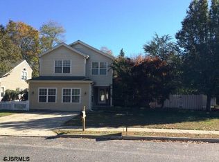 118 Parkwood Pl, Linwood, NJ 08221