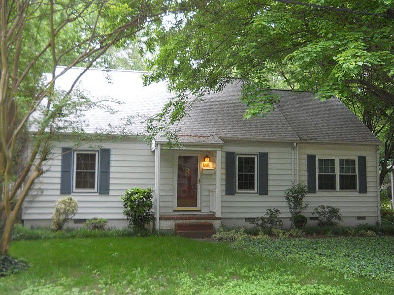 1st image of 36 Moores Ln S