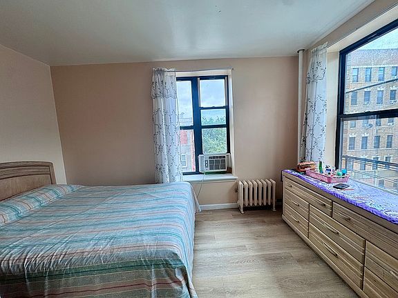 4th image of 728 Driggs Ave APT 14