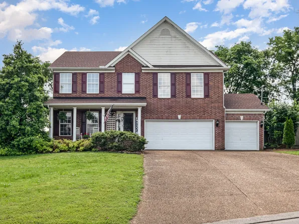 101 Wolverine Trl, La Vergne, TN 37086