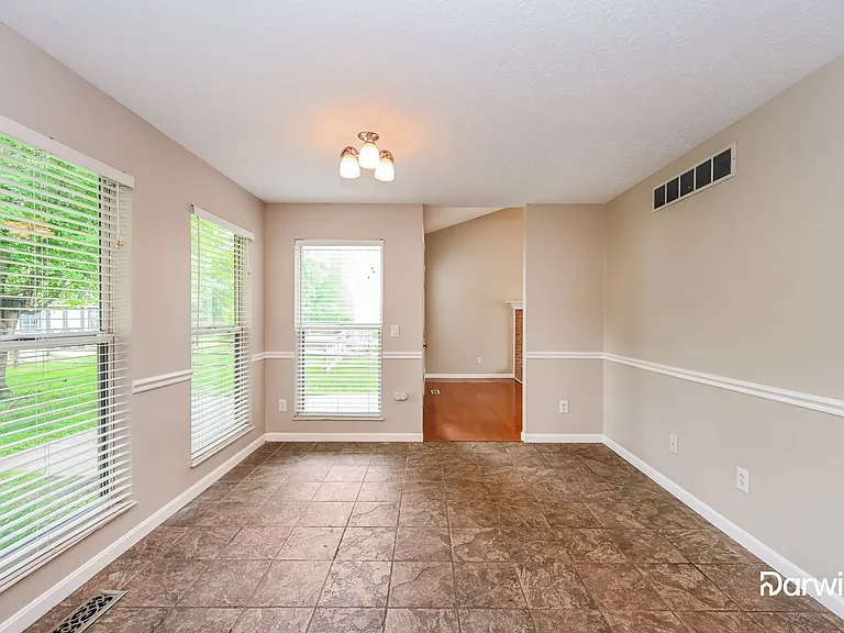 1194 Creekstone Dr — Photo 7