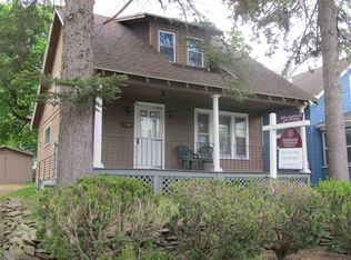 1030 Palmer Ave, Niskayuna, NY 12309