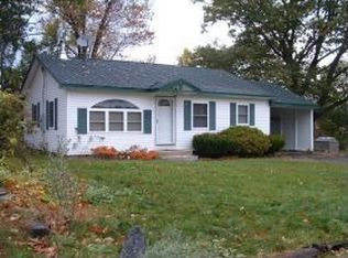 40 New Hope Dr, Laconia, NH 03246