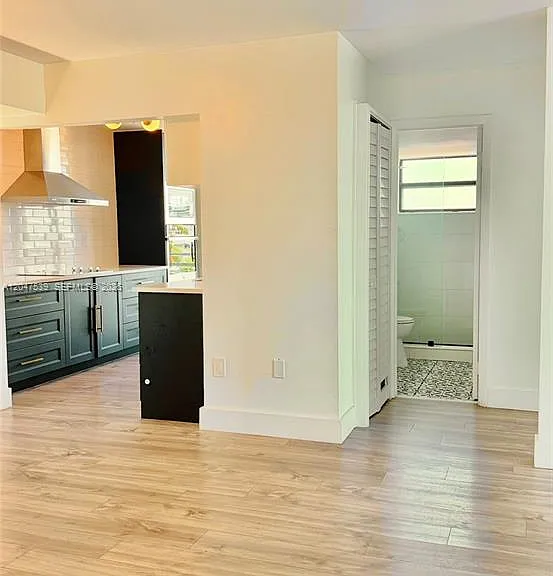 8201 Byron Ave #501 — Photo 7