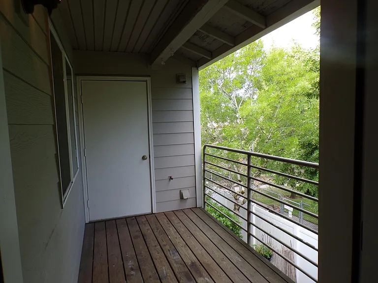 15052 NW Central Dr — Photo 28
