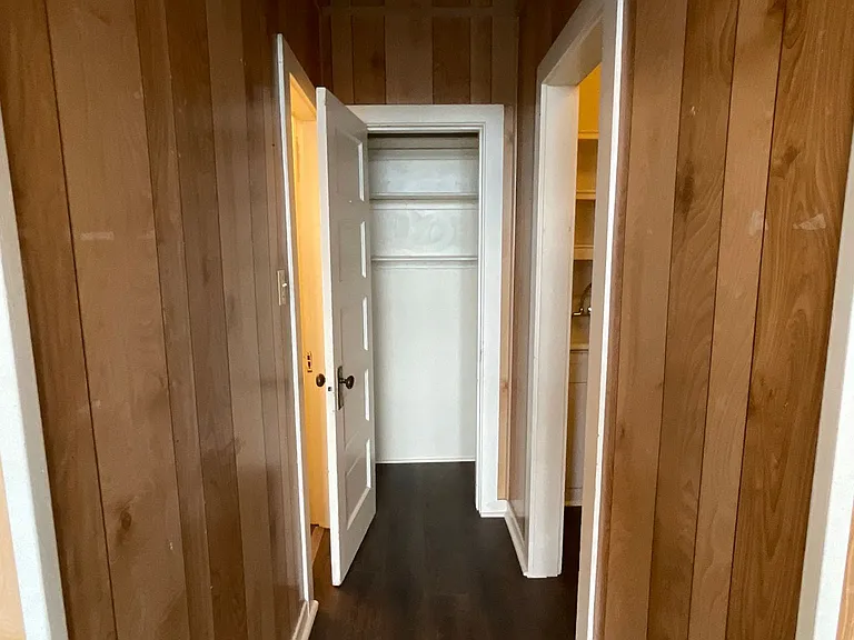 1304 Bay St #8 — Photo 9