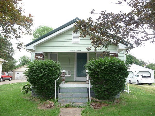 1st image of 1615 N 25th St