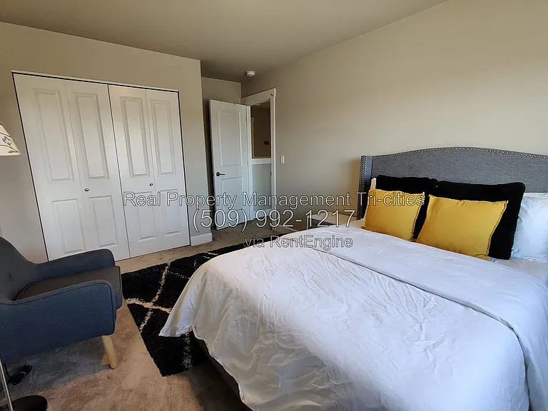 1108 S Kansas Pl — Photo 28