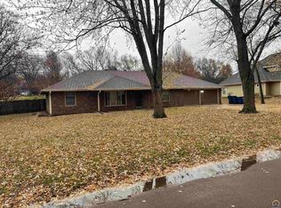 1316 Spruce St, Eudora, KS 66025