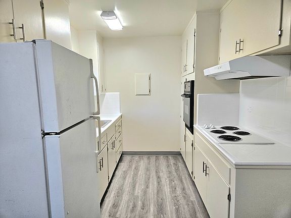 5th image of 3004 Huff Ave APT 10